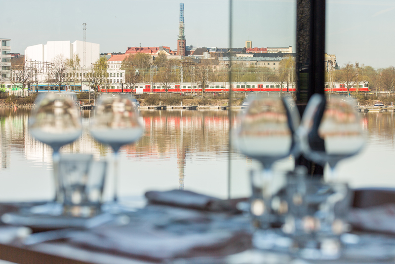 Waterfront-Restaurants_07_Restaurant-Meripaviljonki-Helsinki_View